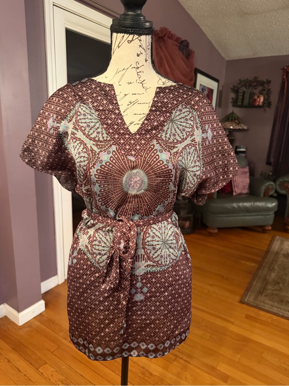 Vintage Y2K forever 21 Boho Maroon and Dusty Blue Medallion Print with Belt - Picture 3 of 6